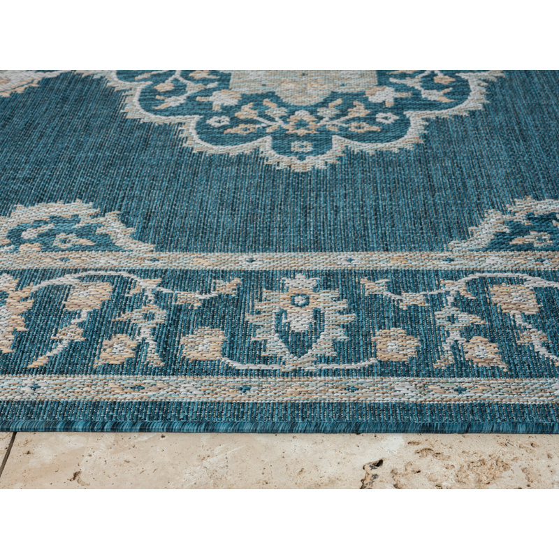 Kiany Flatweave Oriental Indoor Rug, Rectangle 7'7" x 10'