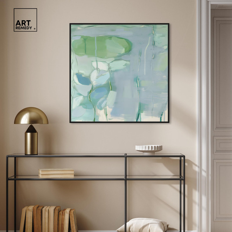 «Lilly Pad Abstract II» par Coastal Art, H 13 po x l 13 po, Cadre noir