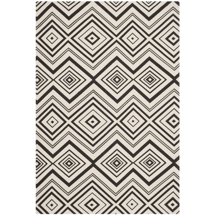 Safire Geometric Cotton Hand Woven Area Rug