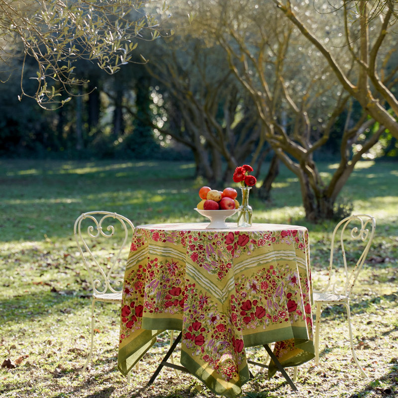 Jardine Tablecloth, 59" W x 59" L