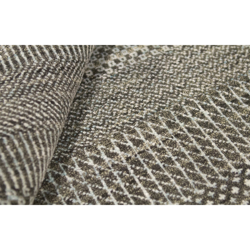 Area Rug in Gray, Rectangle 8'10" x 12'