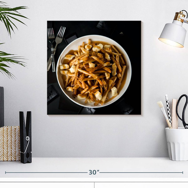 Yarlin Poutine Plate, 16'' H x 16'' W