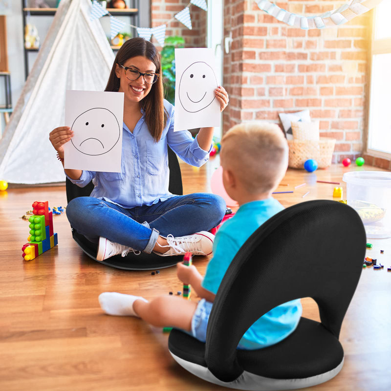 Isabelle & Max Floor Game Chair