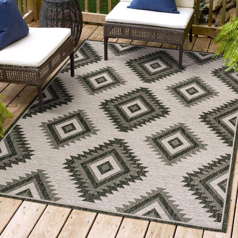 Caherty Geometric Moroccan Diamond Black/Cream Indoor/Outdoor Rug, Rectangle 5'3" x 7'7"