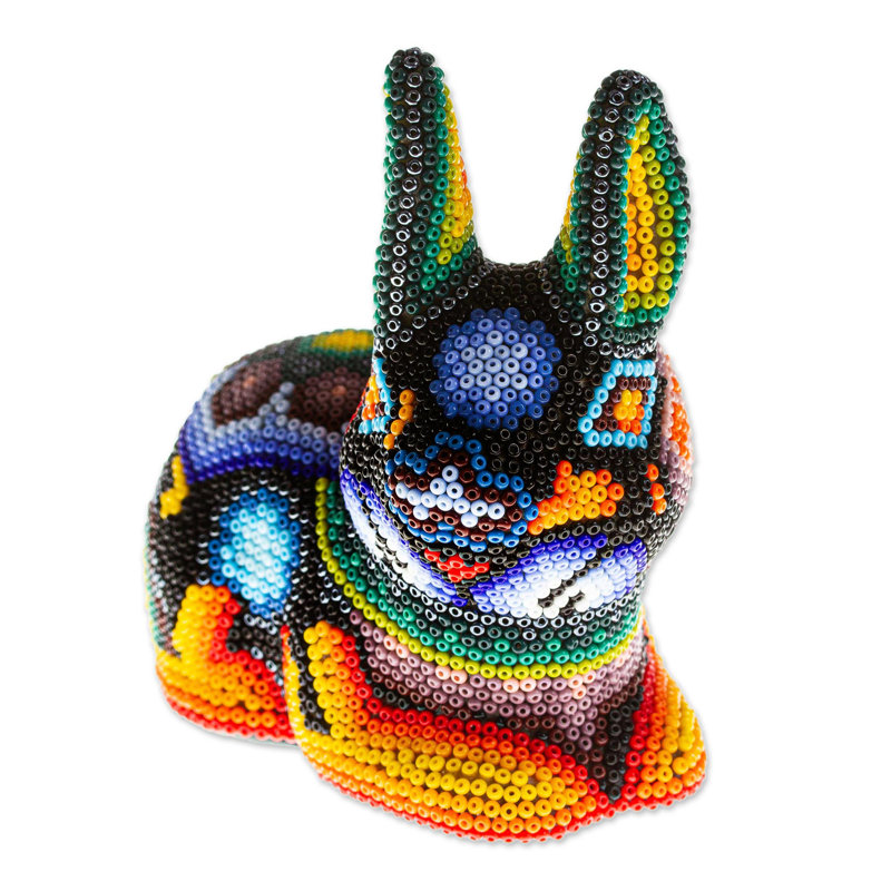 Sculpture de lapin jaune Huichol perlé jaune