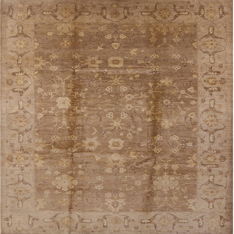 Tapis brun Hamazasb, Carré 5 pi