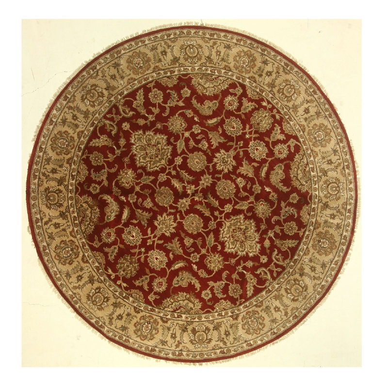 Round 8'2'' Area Rug