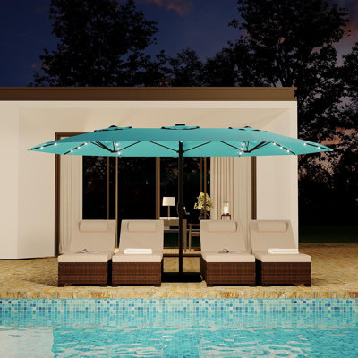 Très grand parasol de terrasse double face de 15 pi avec lumières solaires à DEL, auvent résistant à la décoloration et aux rayons UV, cadre robuste avec base pour terrasse de jardin