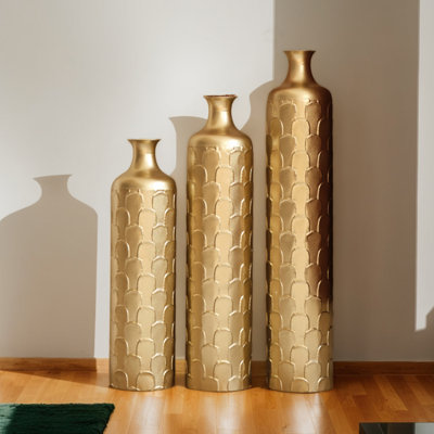 Gorgeous Home Decoration Set Of 3 Large Glazed Metal Vases, Gold Textured Cylindrical Design For Elegant Interior Styling