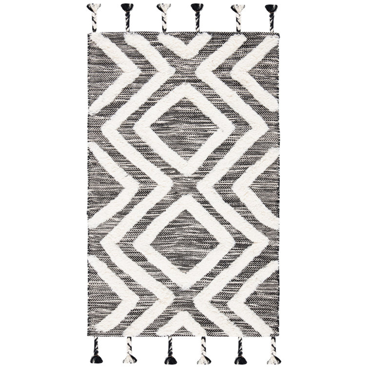 Alimatou Hand Tufted Wool Geometric Rug