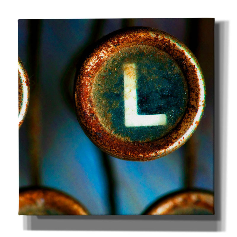 Lettre «L Typewriter», «Love on Canvas» par Tom Quartermaine, reproduction, H 26 po x l 26 po x P 1,5 po