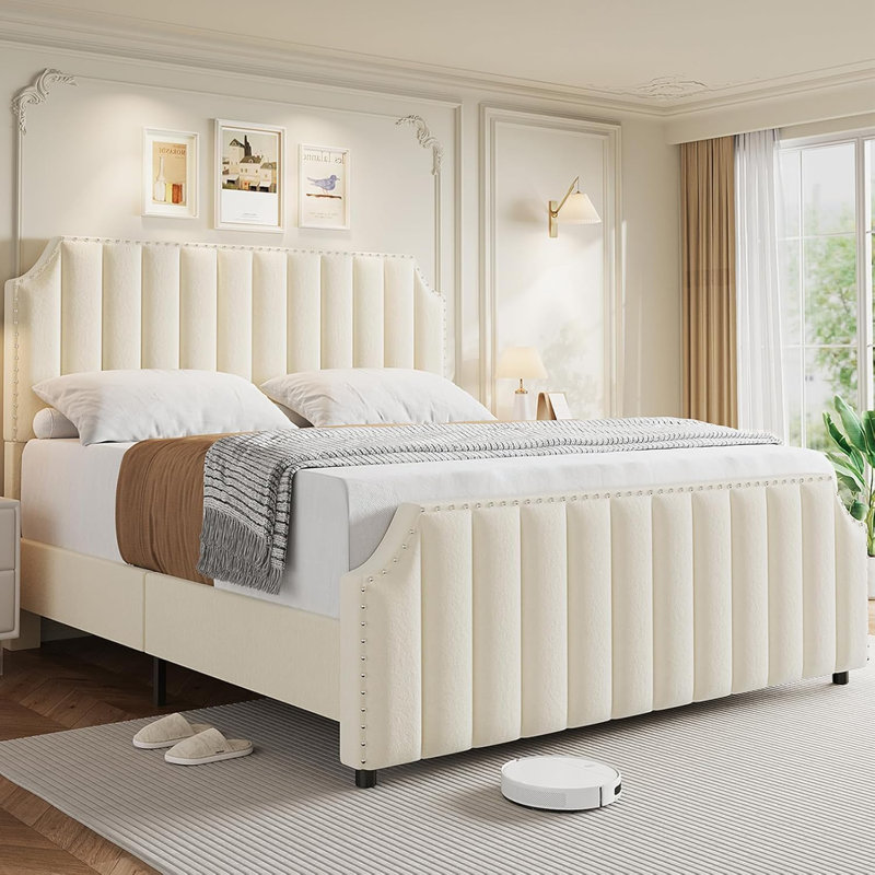 Très grande base de lit en velours pour très grand lit / très grand lit, tête de lit et pied de lit de 50,2 po de hauteur, lit plateforme très grand avec garniture cloutée