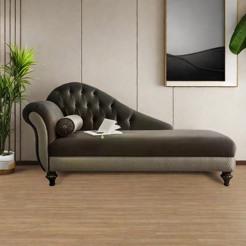 Élégante chaise de luxe en bouleau, Orienté à gauche (vu de face)