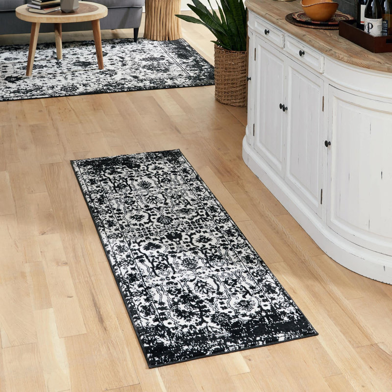 Ortilio Oriental Area Rug, Runner 2' x 8', Black