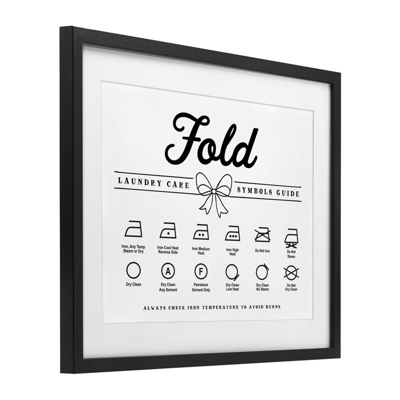 «Fold Laundry Symbols Bow», impression encadrée sous verre, design par lettré et doublé, H 17 po x l 21 po, Cadre noir minuit