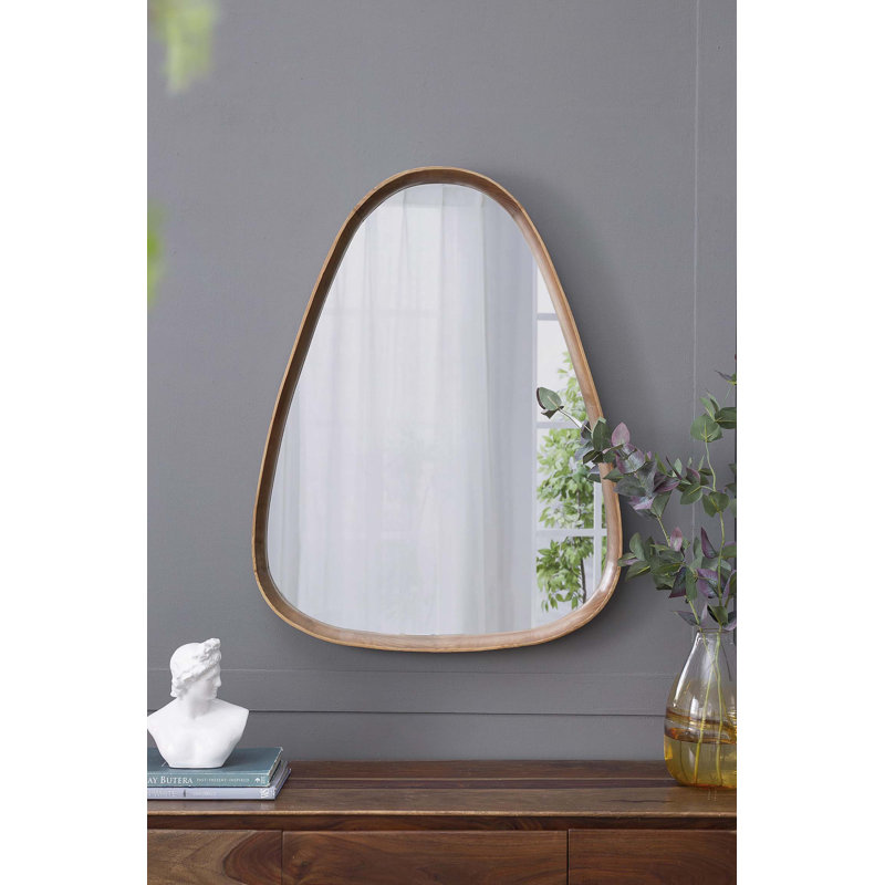 Miroir mural 30 po x 38 po Irrgeular