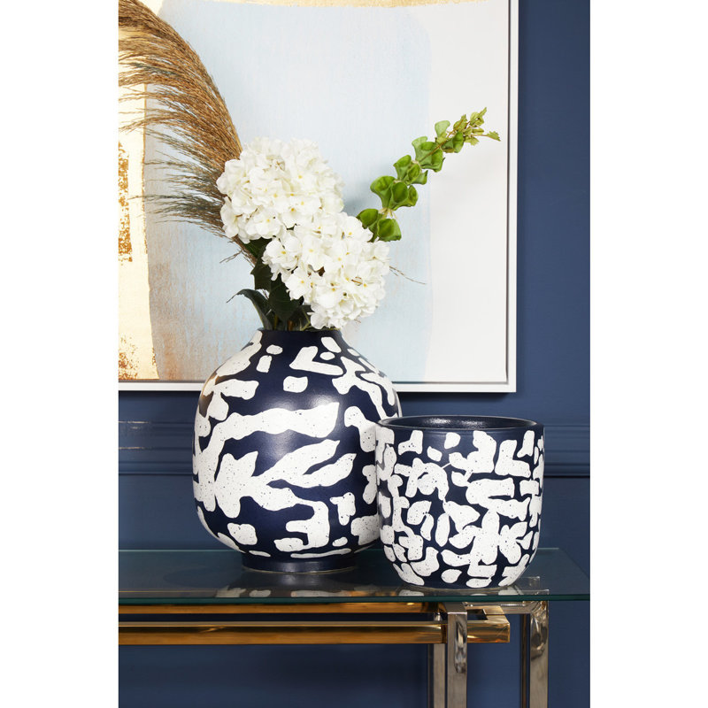 Aubryelle Handmade Earthenware Table Vase