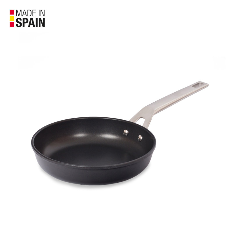 Hodge Aluminum Non-Stick Frying Pan, 22 cm