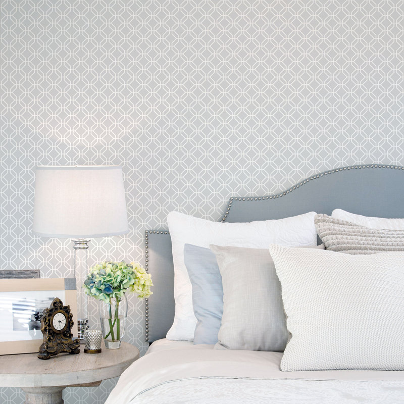 Brylee 10m x 53cm Matte Wallpaper Roll, Grey/White