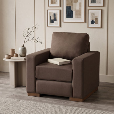 Fauteuil d'appoint carré avec coussins et base