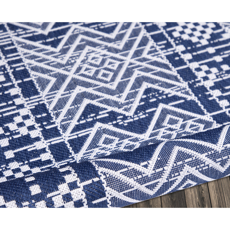 Jesie Geometric Indoor / Outdoor Rug, Rectangle 5'3" x 7'6"
