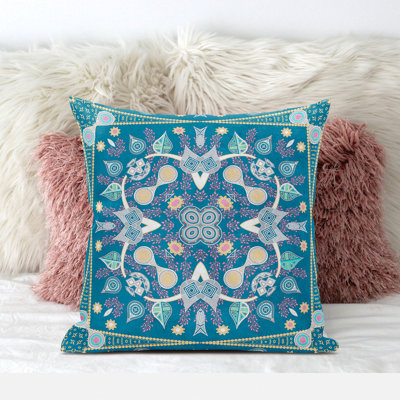 Coussin 18 po x 18 po