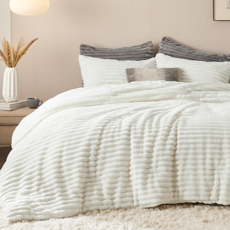 Bedsure Flannel Striped Comforter Set, Cream White, Queen Comforter + 2 Queen Pillowcases