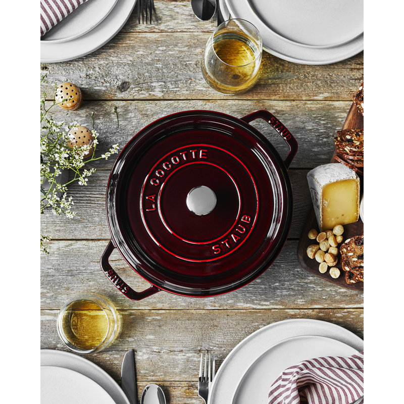 La Cocotte Cast Iron Round Cocotte, 4 quarts, Grenadine