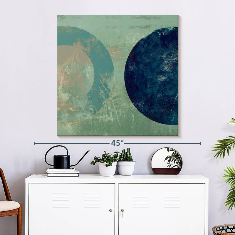 Avery Odeon, 33" H x 33" W