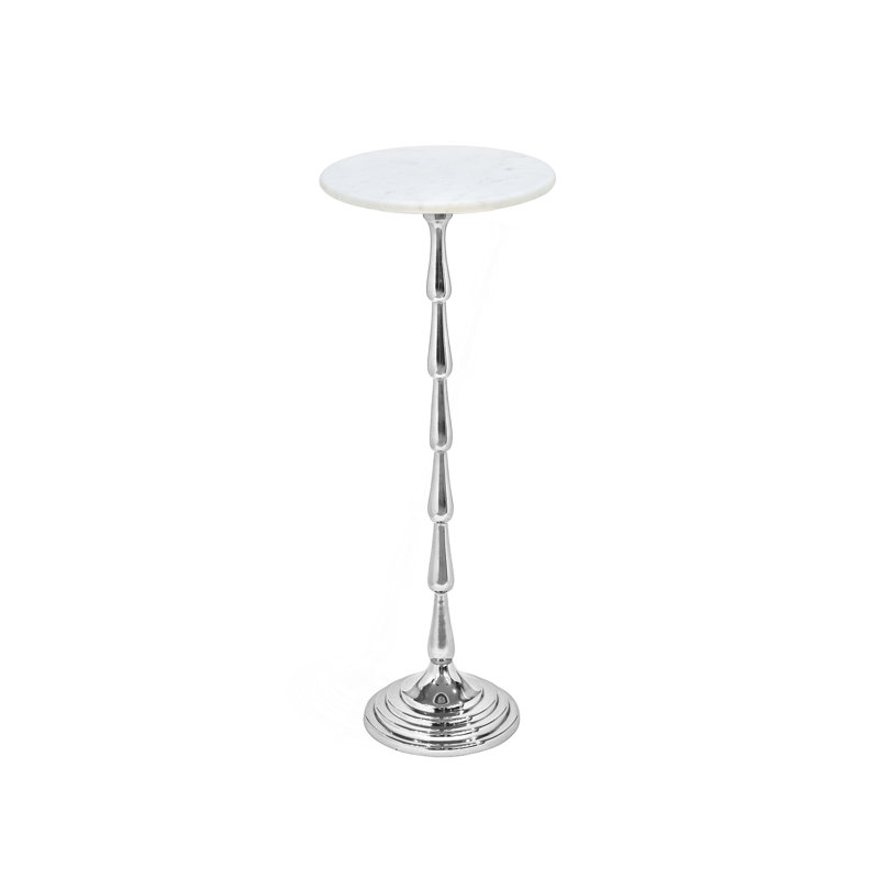 Table d'appoint argentée avec plateau en marbre blanc, table de bout décorative moderne, base en aluminium, table d'appoint pour salon 10 x 10 x 26 po