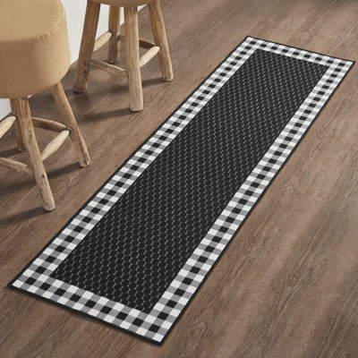 Down Home Runner  Geometric Machine Woven Flatweave Polyester Indoor / Outdoor Area Rug in Black/White