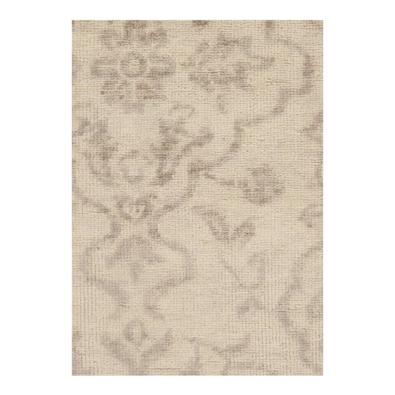 Floral Area Rug in Ivory