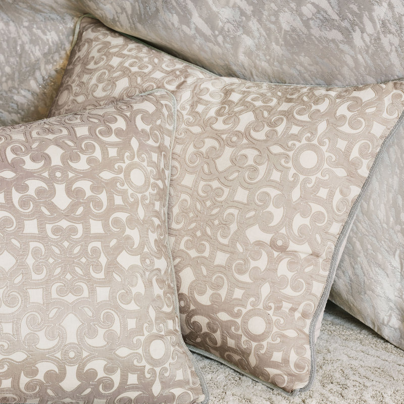 Isolde Polyester Sham, Standard