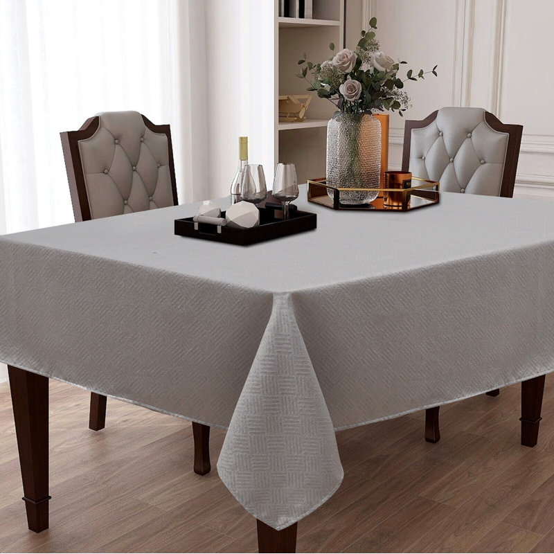 Nappe Kate Aurora Boston, L 104 po x l 54 po, Argent