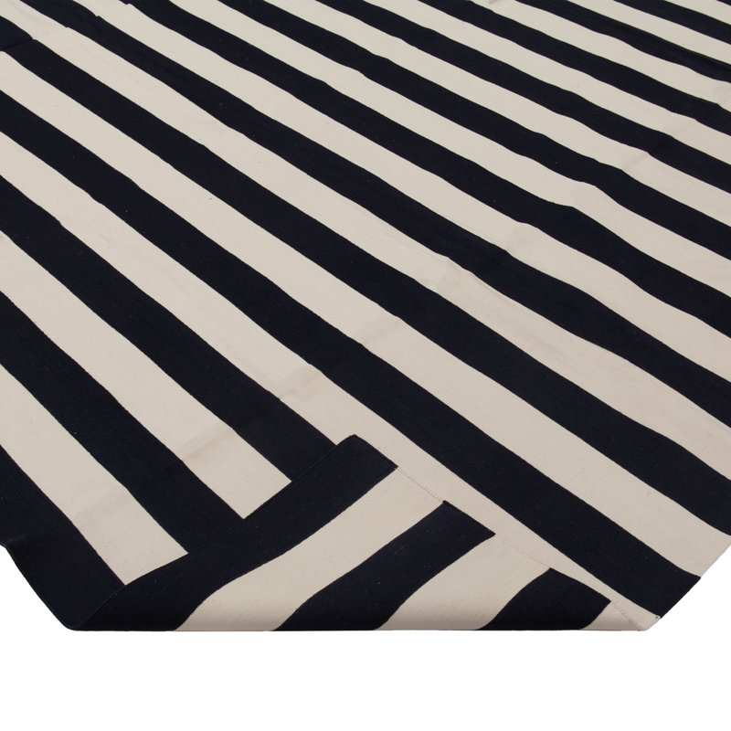 Black & White Dhurrie Cotton Rug - 10' x 14'5