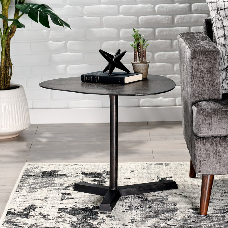 Table d'appoint en aluminium Russell