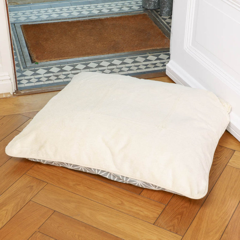 Hayes Geometric Comfy Pet Pillow in Grey