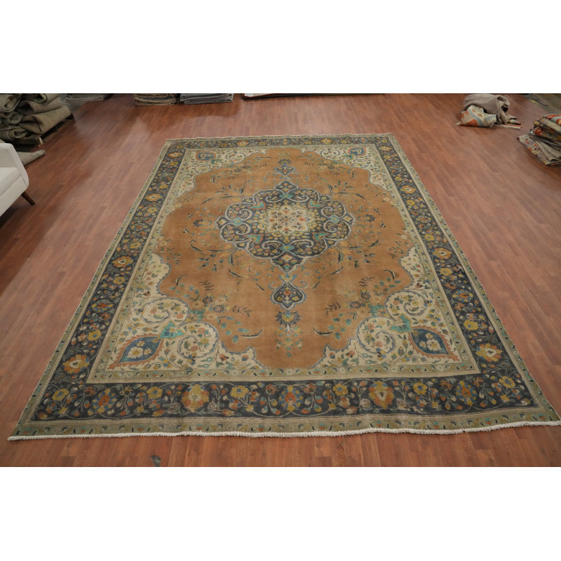 Traditional Wool Area Rug 10x13