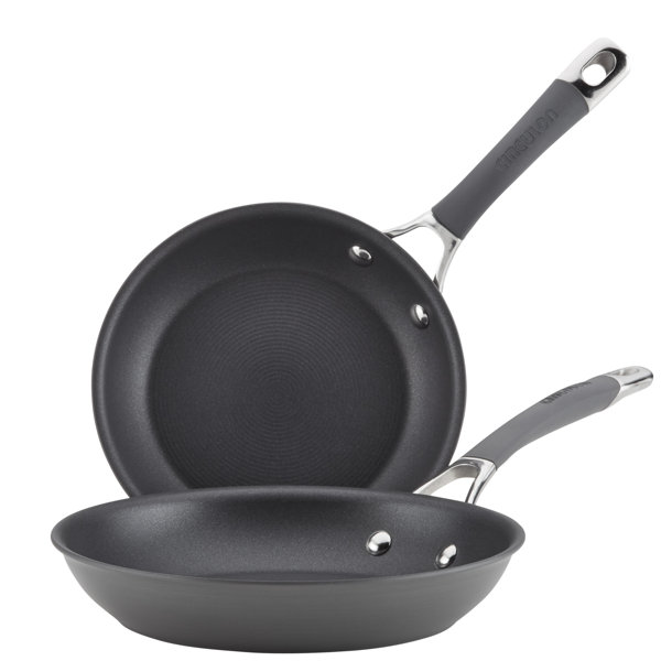 OXO SoftWorks Hard Anodized 11 Wok Pan with Helper Handle, 3-Layered  German Engineered Nonstick Coating, Dishwasher Safe, Gray