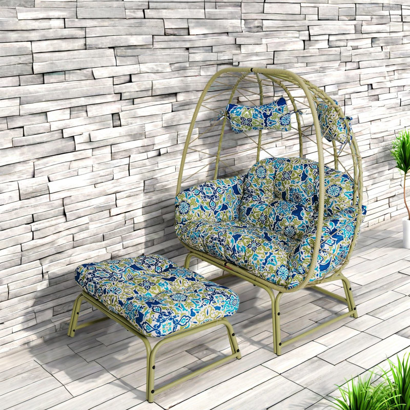Chaises longues spacieuses de patio, chaise en rotin moderne en acier pour la maison
