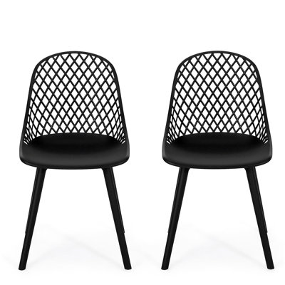 CHAISE LILY