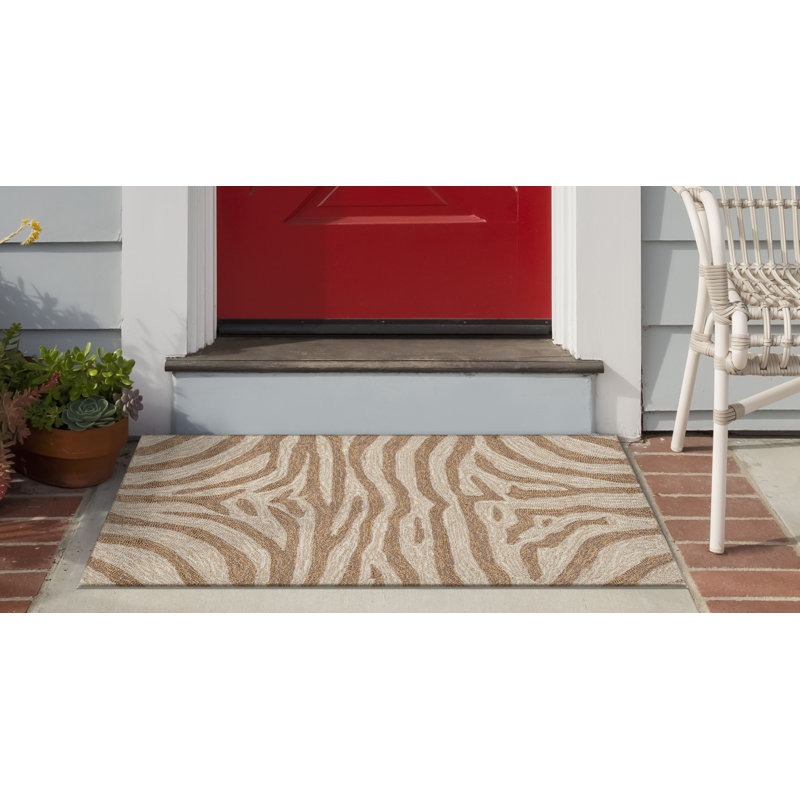 Afner Hand Tufted Animal Print Indoor / Outdoor Rug, Rectangle 2' x 3'