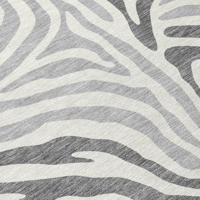 Machine Washable Indoor/Outdoor Chantille ACN2523 Animal Rug, Gray, Rectangle 2'6" x 3'10"