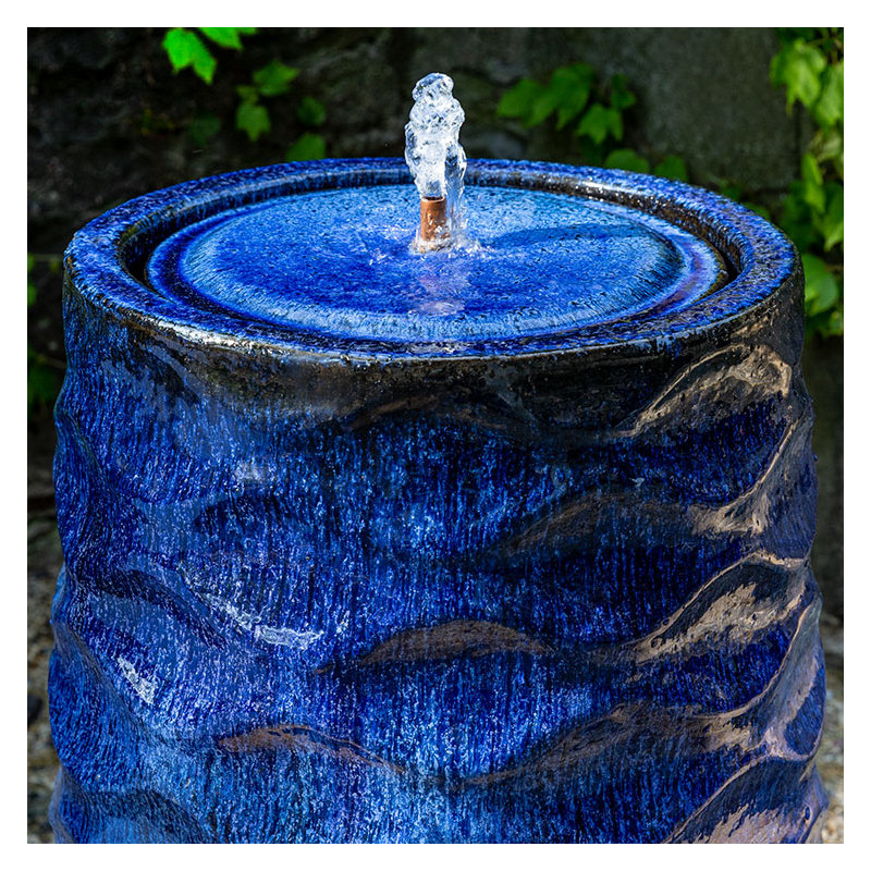Fontaine de poterie émaillée Rumba, 33.75" H x 21.75" L x 21.75" D