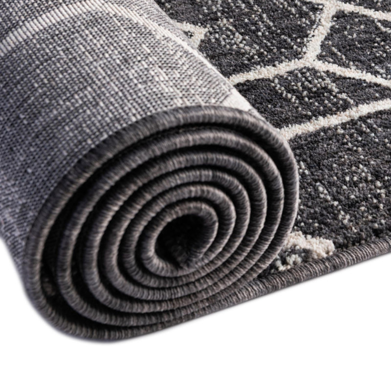 Breze Geometric Indoor Rug, Round 3'3"