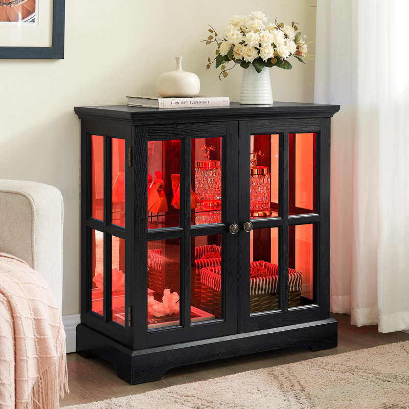 Armoire en verre antique avec rangement réglable, portes, matériaux et éclairage contrôlé pour la salle à manger de style rétro conduit, tablettes, dos en acrylique, organisation à distance