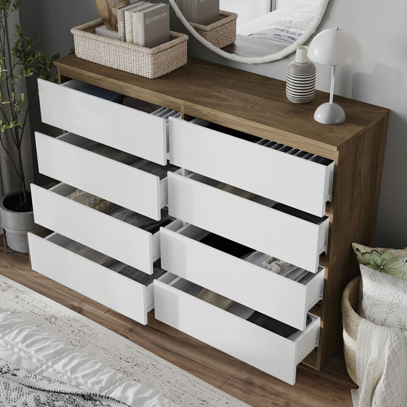 Sinahi 120cm W Chest of Drawers, Oak Carcass/White