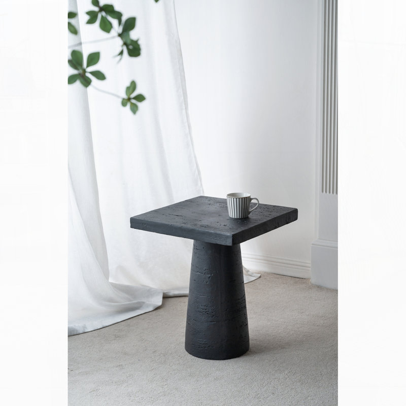 Table d'appoint moderne pour le salon