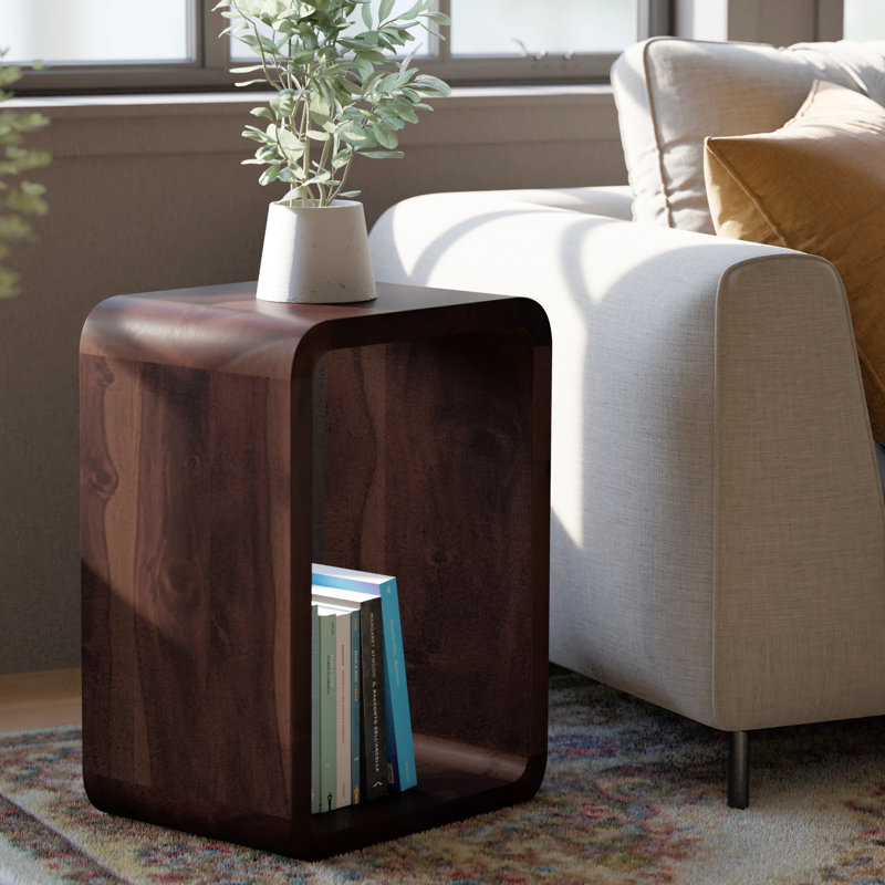 Table de bout moderne en bois massif avec rangement à cubes ouverts, finition noyer, Noyer