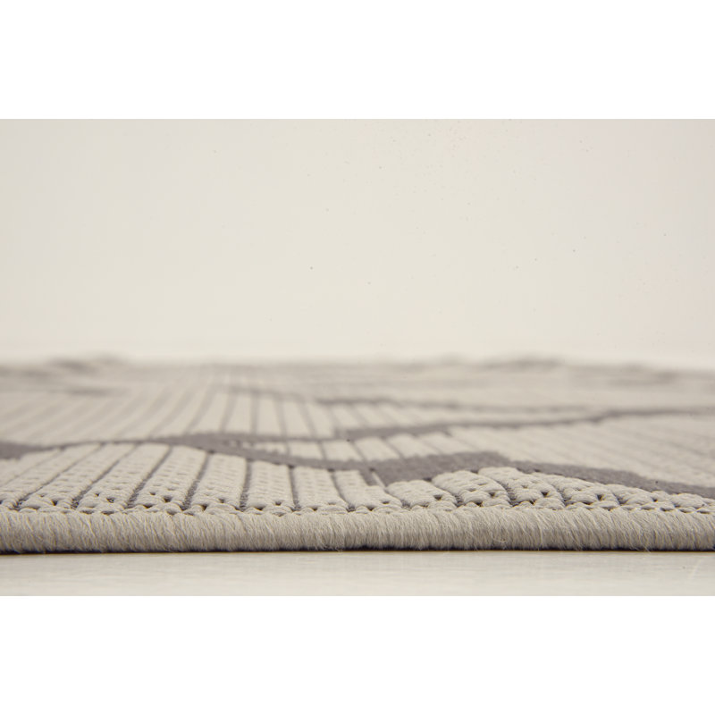 Templepatrick Geometric Indoor / Outdoor Rug, Rectangle 2'2" x 3'
